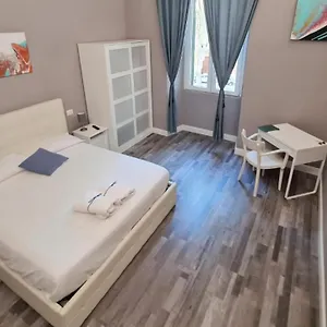 San Peter Vale House Apartamento