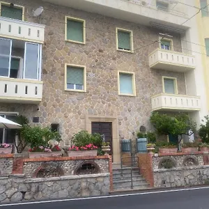 https://appartamento-ilka.hotelitalianriviera.com